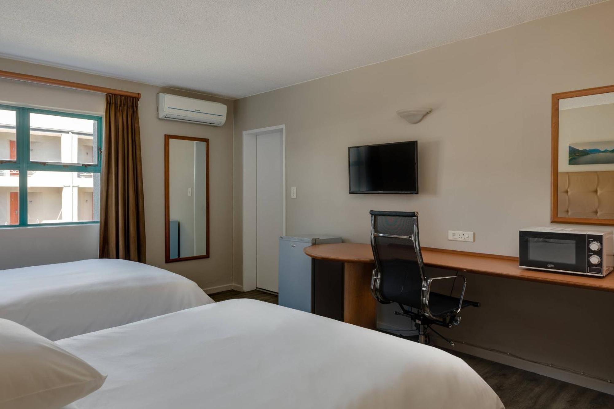 Protea Hotel By Marriott Cape Town Tyger Valley Bellville Εξωτερικό φωτογραφία