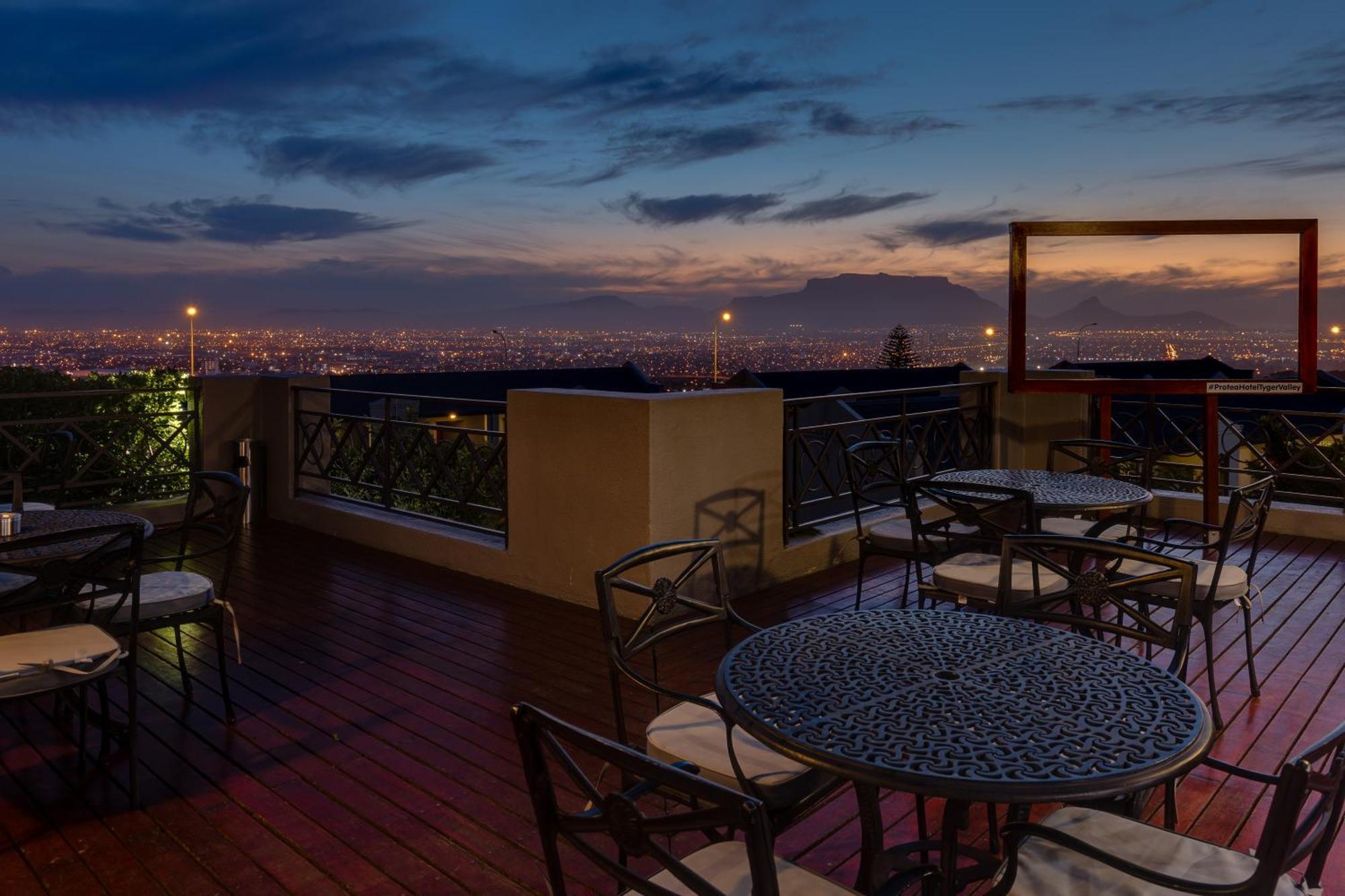 Protea Hotel By Marriott Cape Town Tyger Valley Bellville Εξωτερικό φωτογραφία