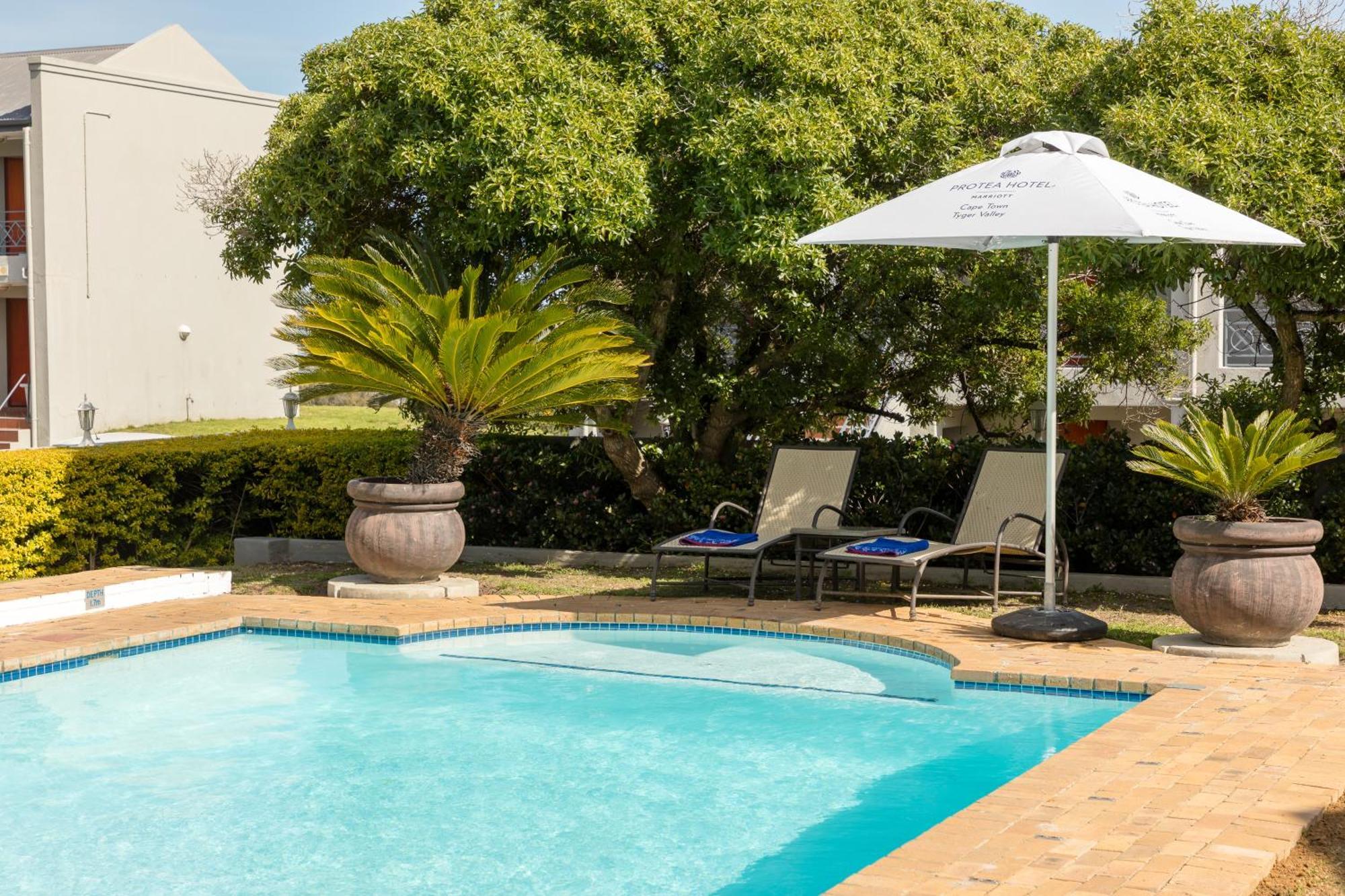 Protea Hotel By Marriott Cape Town Tyger Valley Bellville Εξωτερικό φωτογραφία